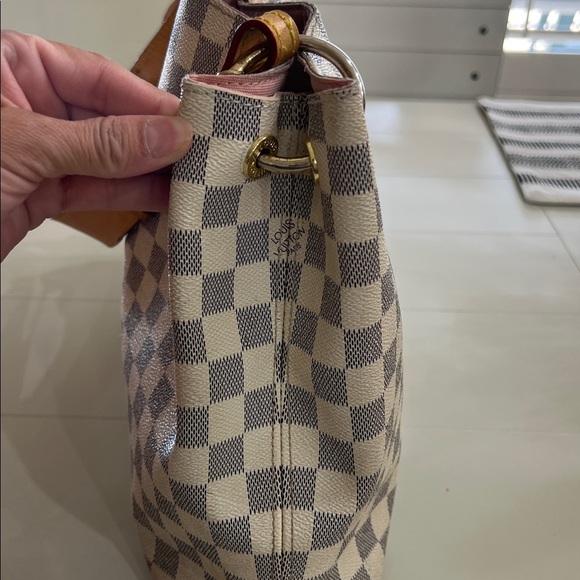 Louis Vuitton Damien Azur
Graceful PM handbag - Picture 16 of 17